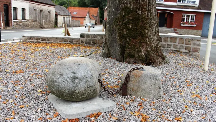 Légende du gal de gauchin pierre des cocus