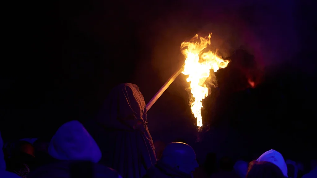 Récits oubliés spectacle ferfay cracheur de feu